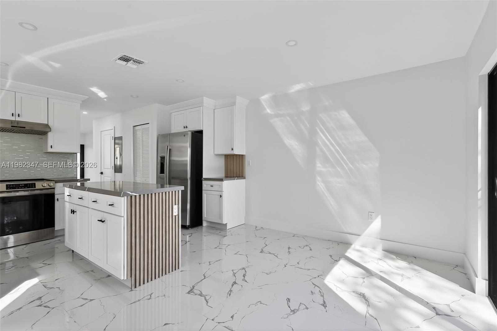 4313 NW 32nd Ave #4313 Miami, FL 33142