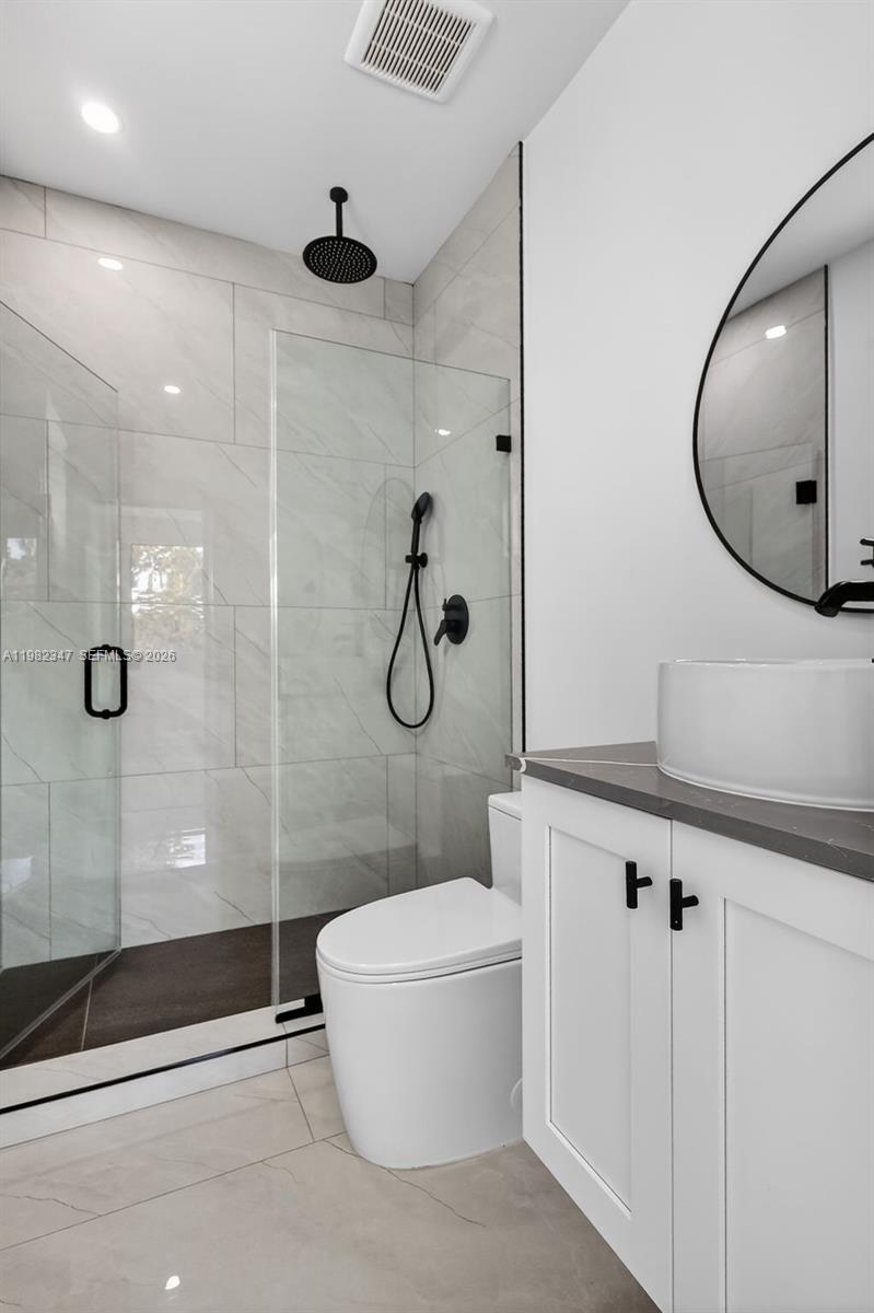 4313 NW 32nd Ave #4313 Miami, FL 33142