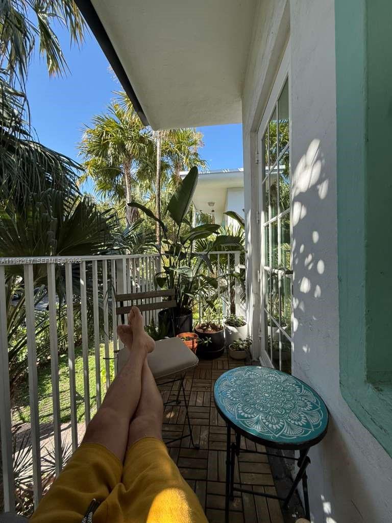 901 Meridian Ave #201