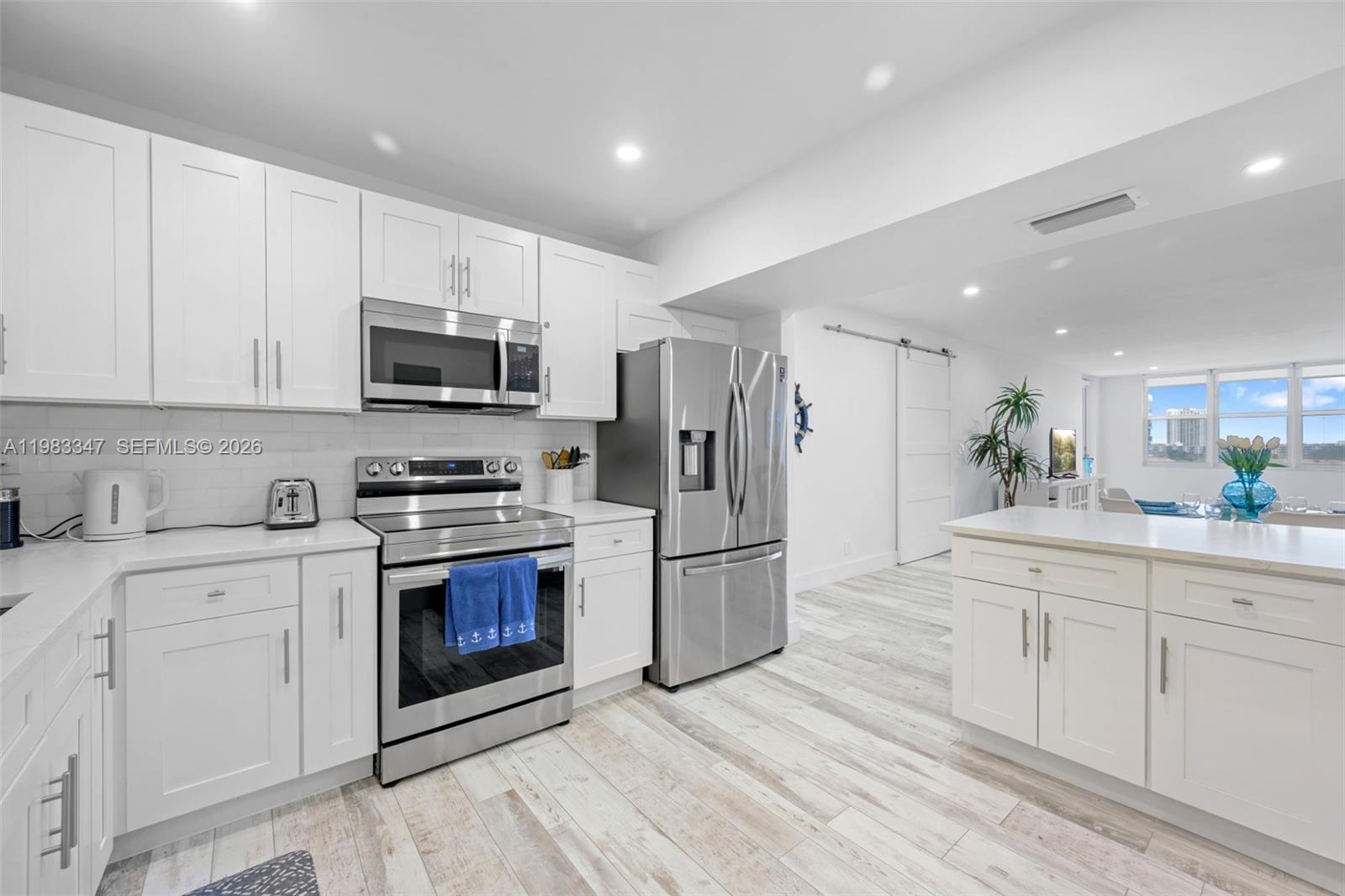 3725 S Ocean Dr #924 Hollywood, FL 33019