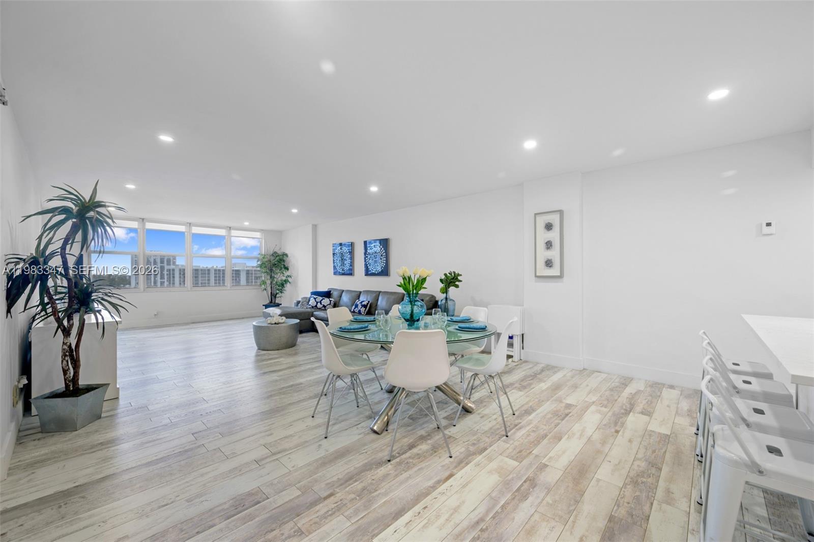 3725 S Ocean Dr #924 Hollywood, FL 33019