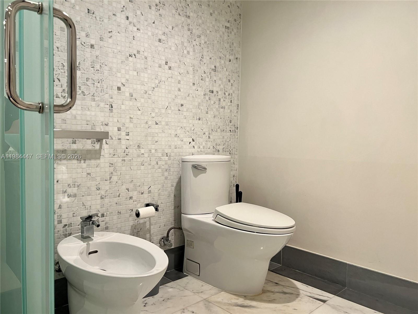 200 Biscayne Blvd Way #3610 Miami, FL 33131