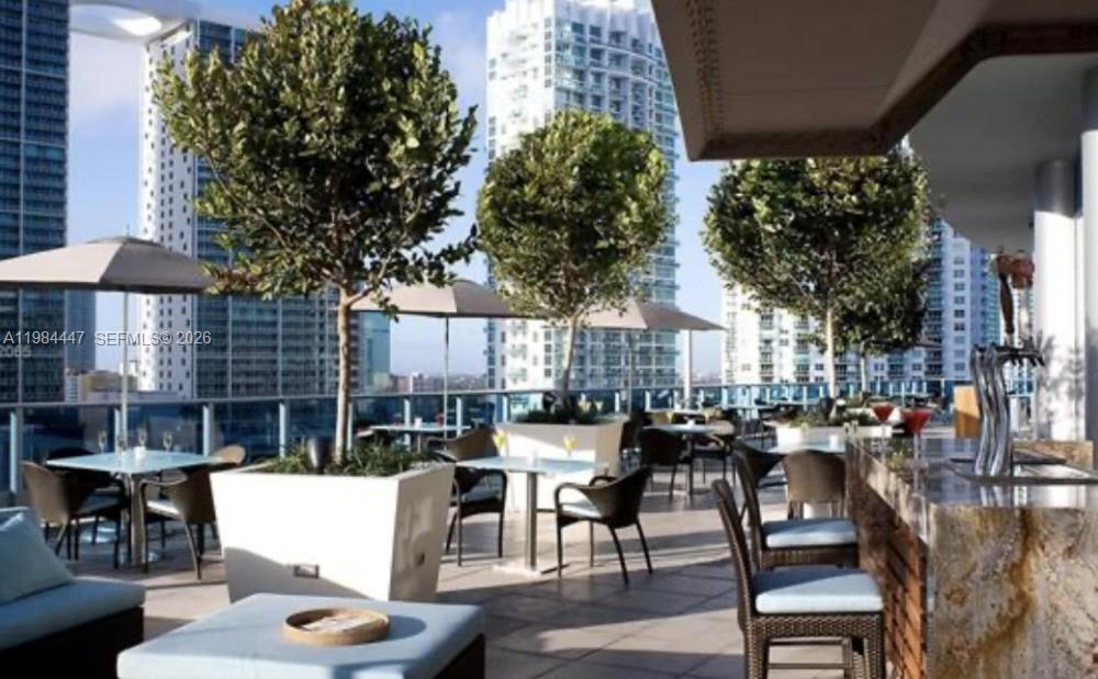 200 Biscayne Blvd Way #3610 Miami, FL 33131