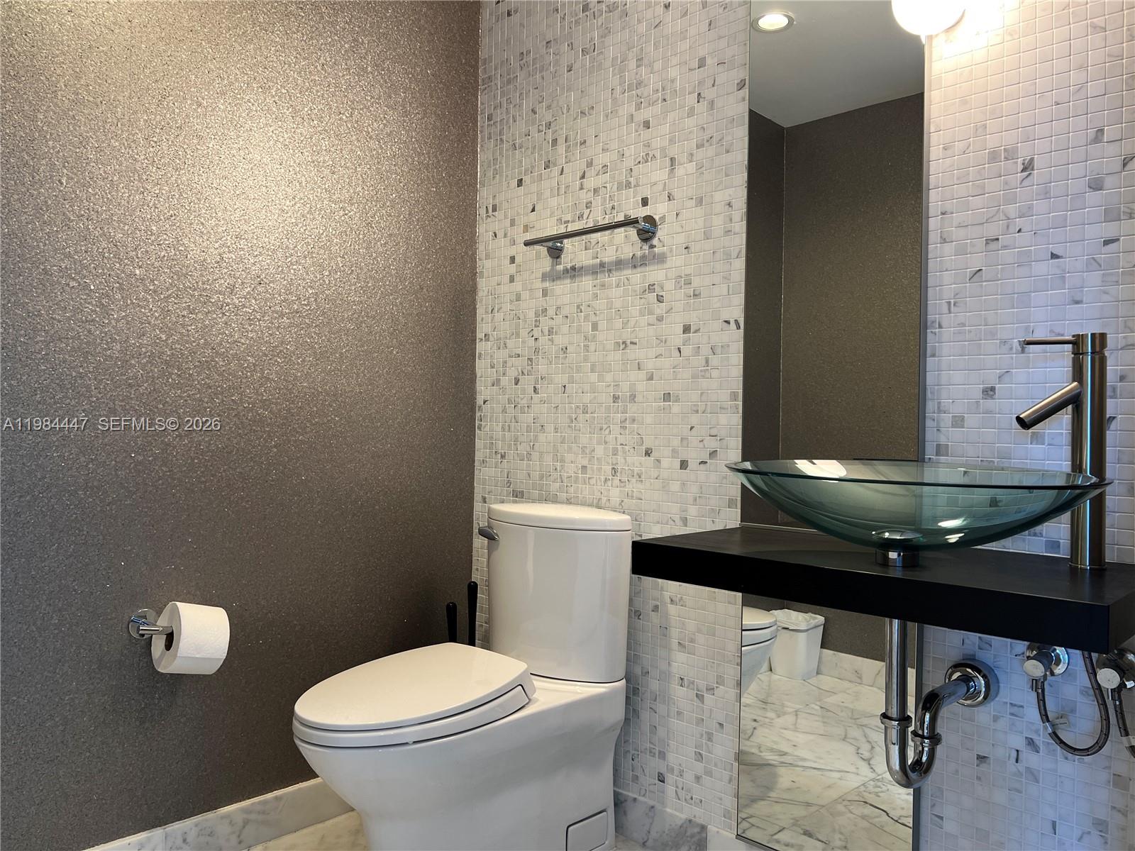 200 Biscayne Blvd Way #3610 Miami, FL 33131