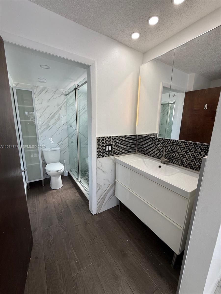 1150 Collins Ave #301 Miami Beach, FL 33139