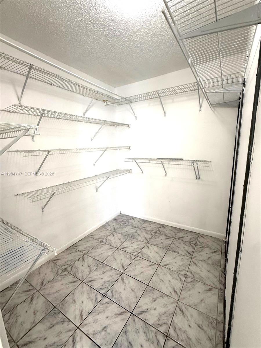 1150 Collins Ave #301 Miami Beach, FL 33139