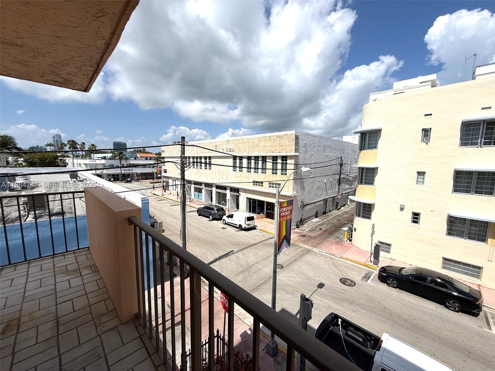 1150 Collins Ave #301 Miami Beach, FL 33139