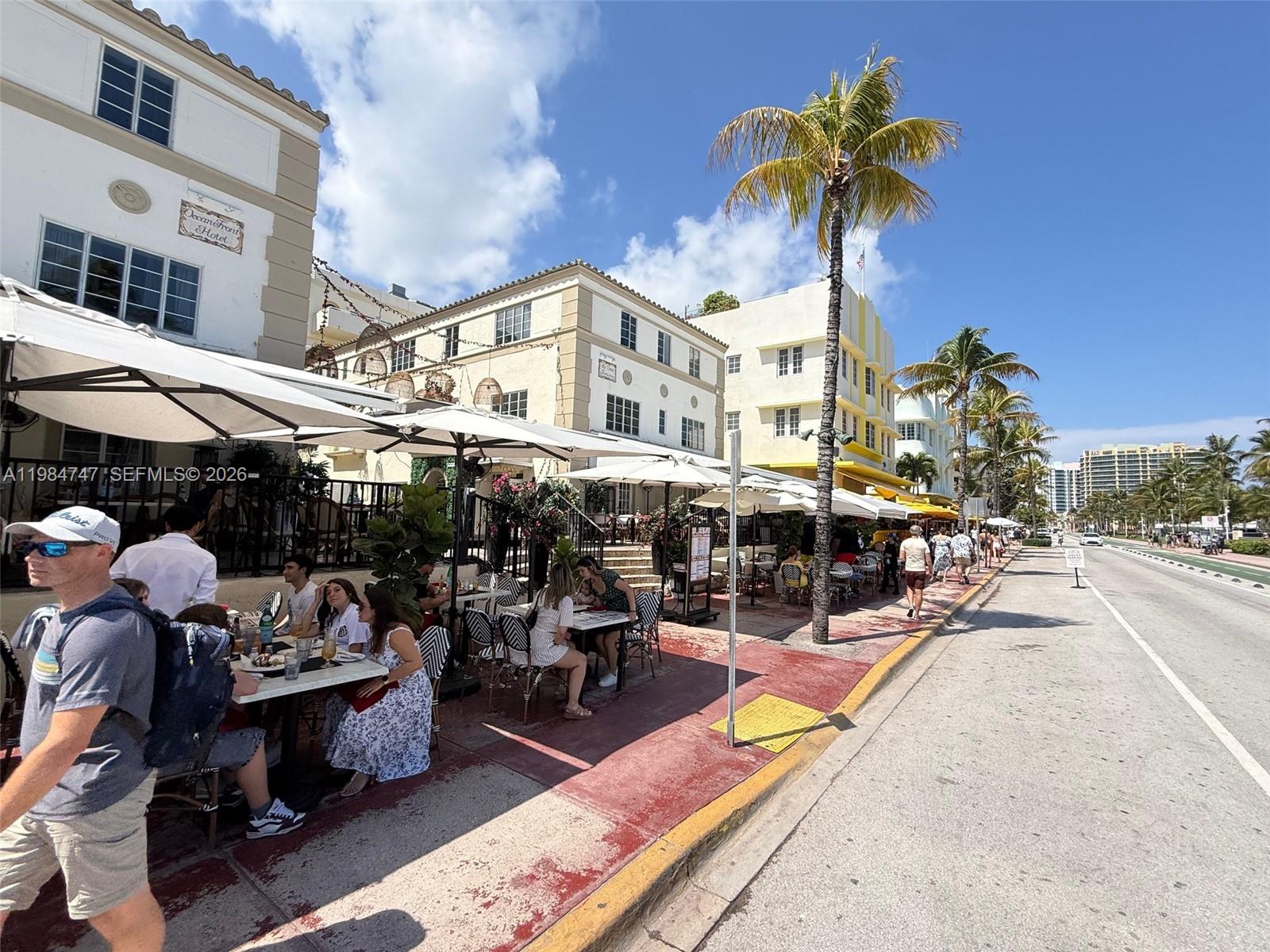 1150 Collins Ave #301 Miami Beach, FL 33139