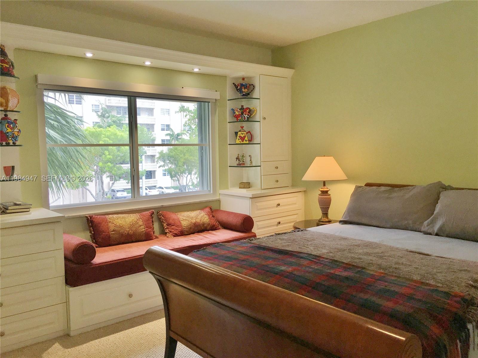 100 Edgewater Dr #342 Coral Gables, FL 33133