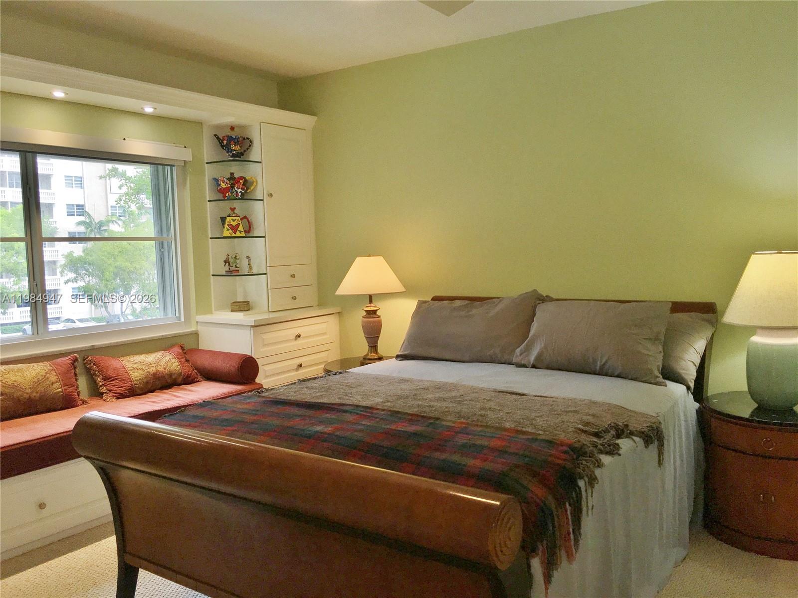 100 Edgewater Dr #342 Coral Gables, FL 33133