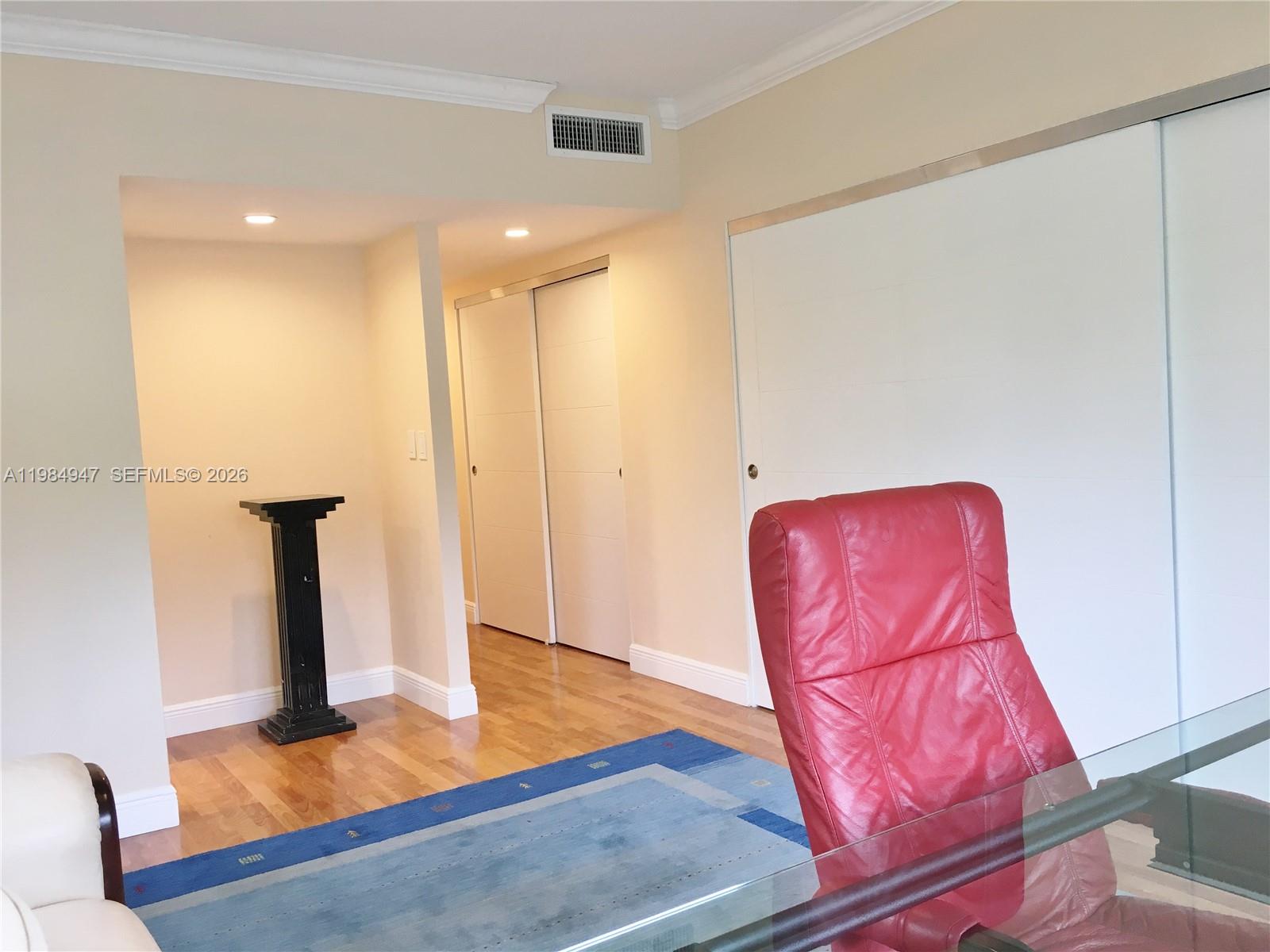 100 Edgewater Dr #342 Coral Gables, FL 33133