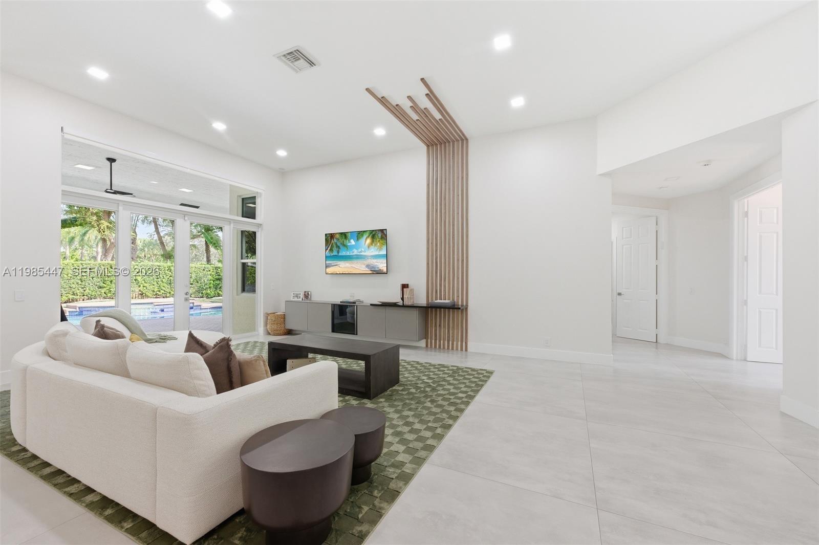 2517 Provence Cir Weston, FL 33327