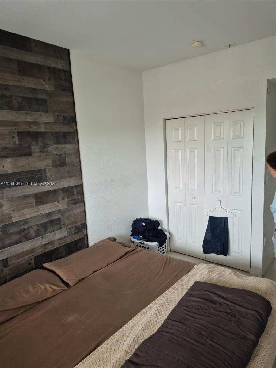 6930 NW 179th St #403-8 Hialeah, FL 33015