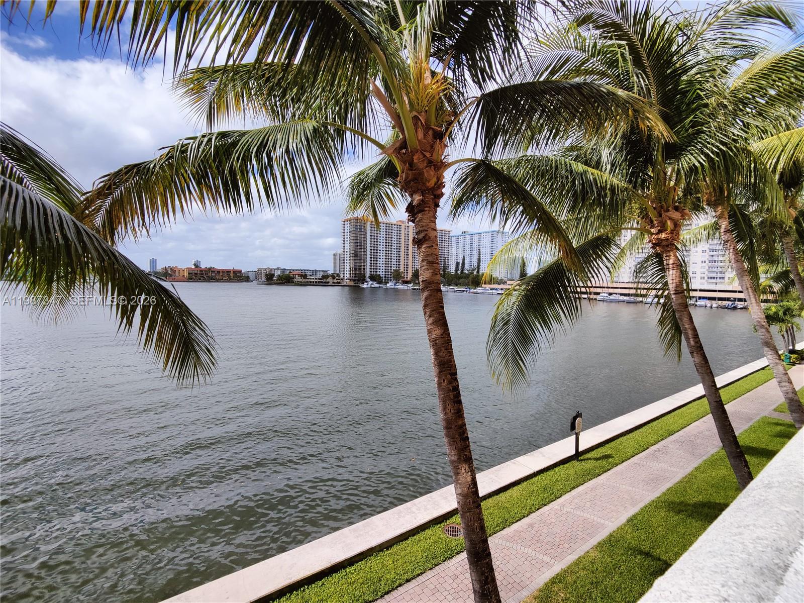 image Porto Bellagio Condo22