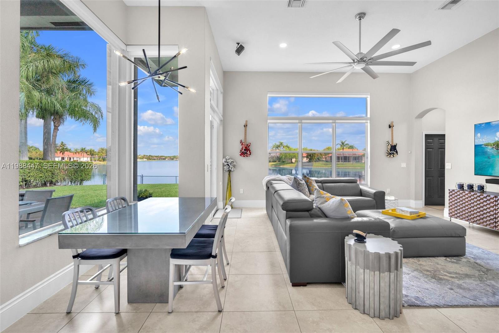 15977 SW 13th St Pembroke Pines, FL 33027