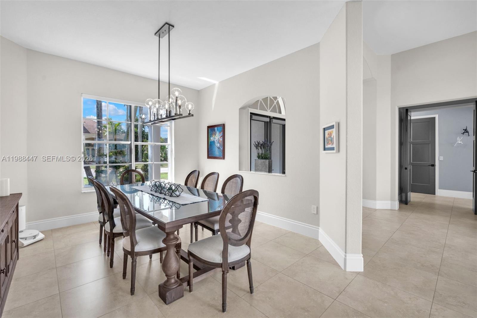 15977 SW 13th St Pembroke Pines, FL 33027