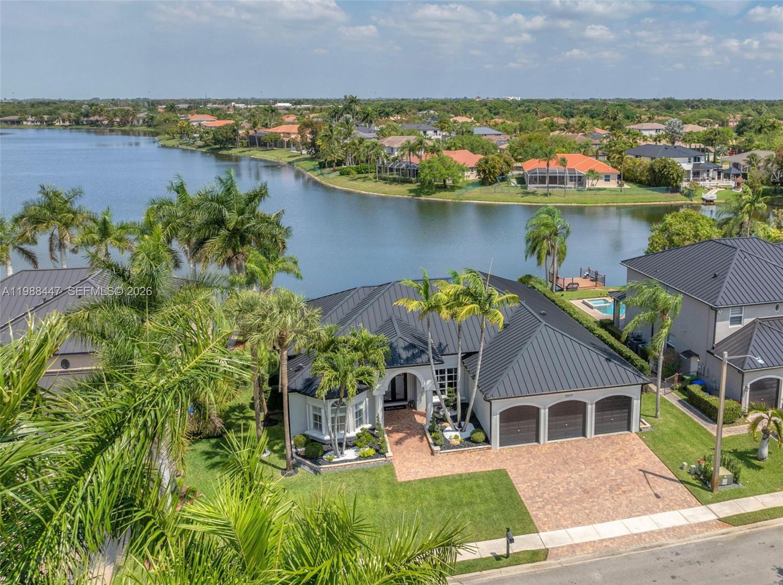 15977 SW 13th St Pembroke Pines, FL 33027