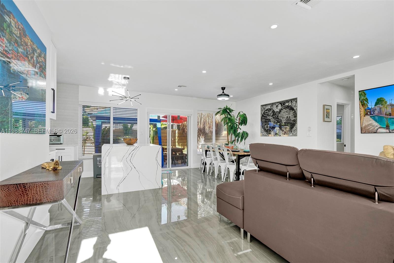 1800 N Victoria Park Rd Fort Lauderdale, FL 33305