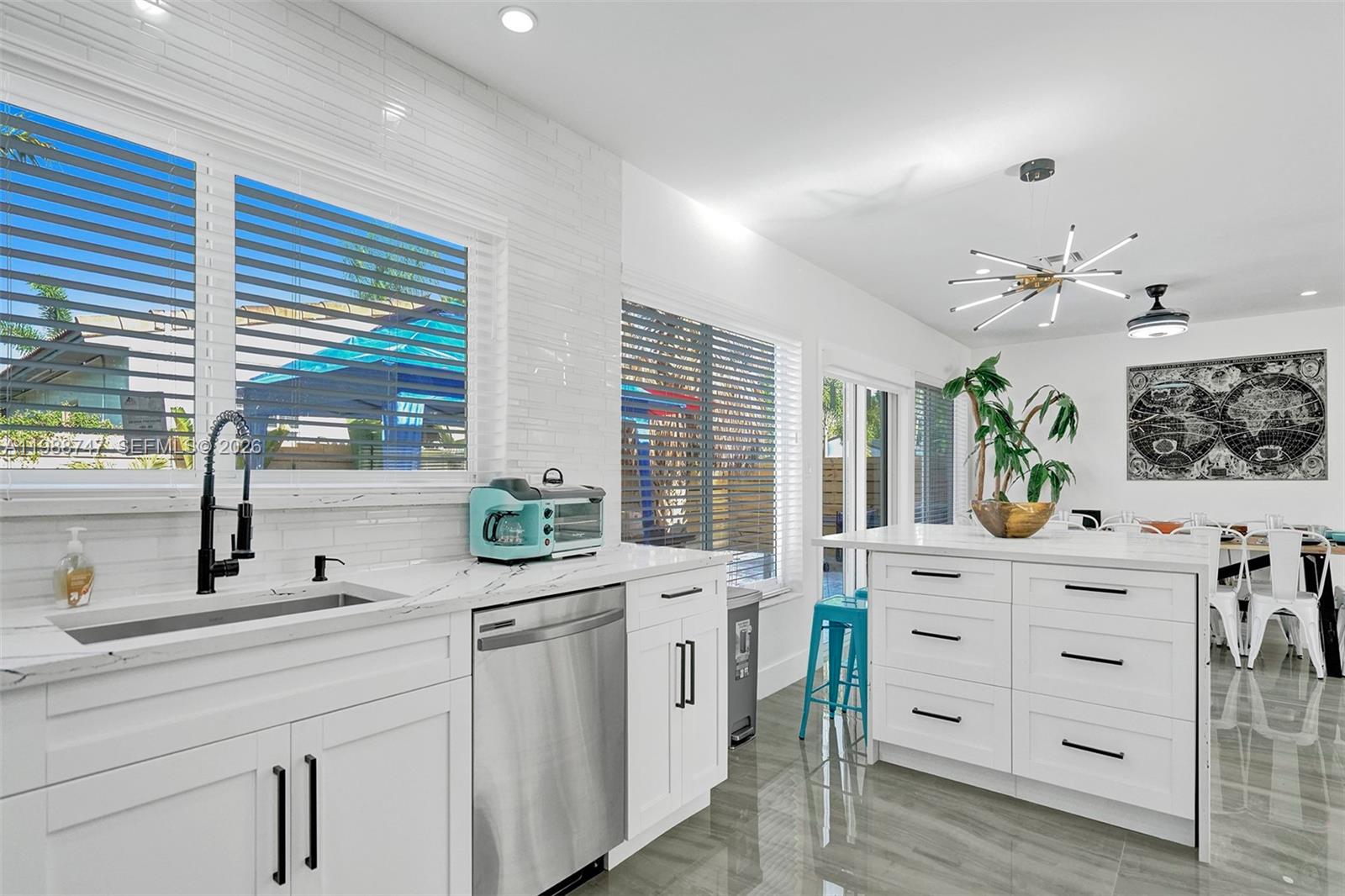 1800 N Victoria Park Rd Fort Lauderdale, FL 33305