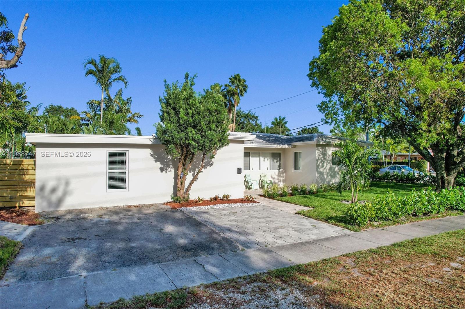 1800 N Victoria Park Rd Fort Lauderdale, FL 33305