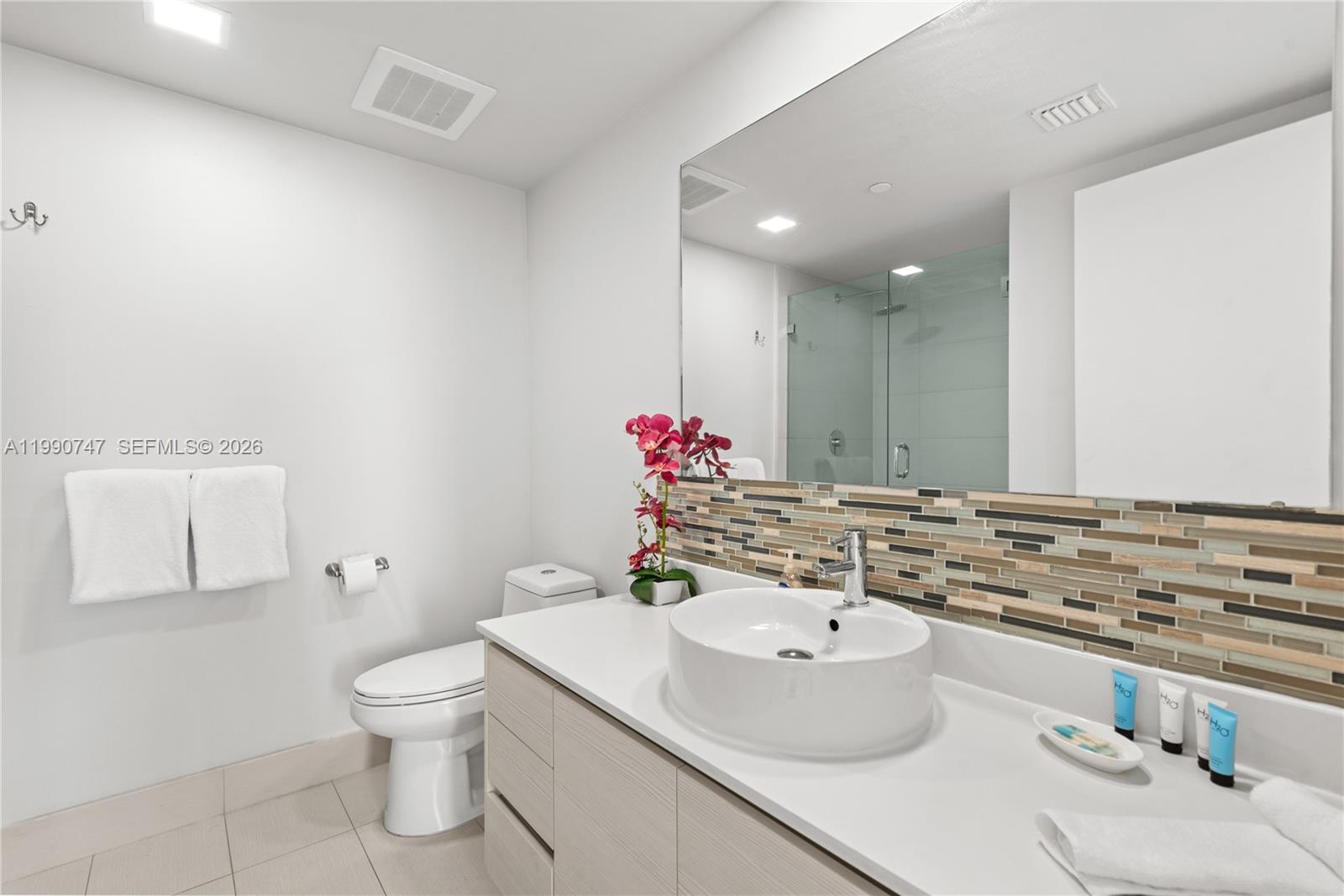 image Beachwalk Condominium27