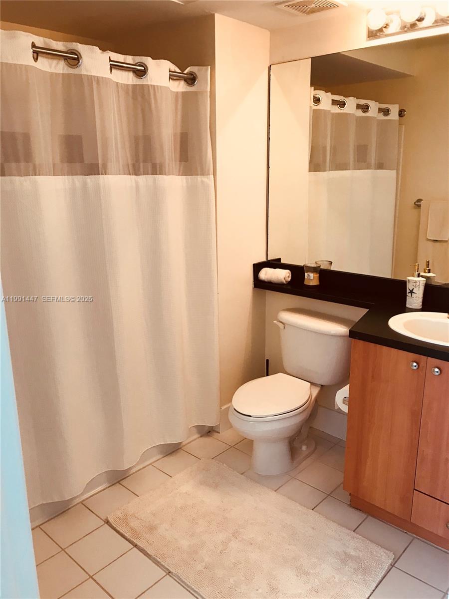 image The Waverly at South Beach8