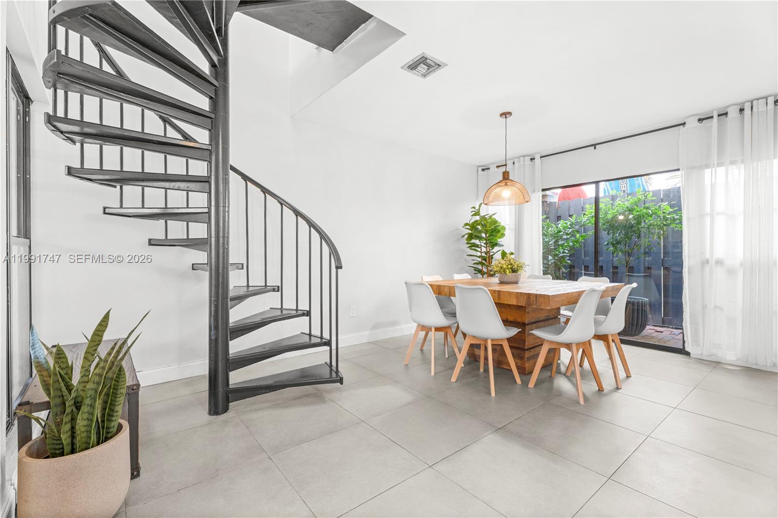 3145 Virginia St #4 Miami, FL 33133