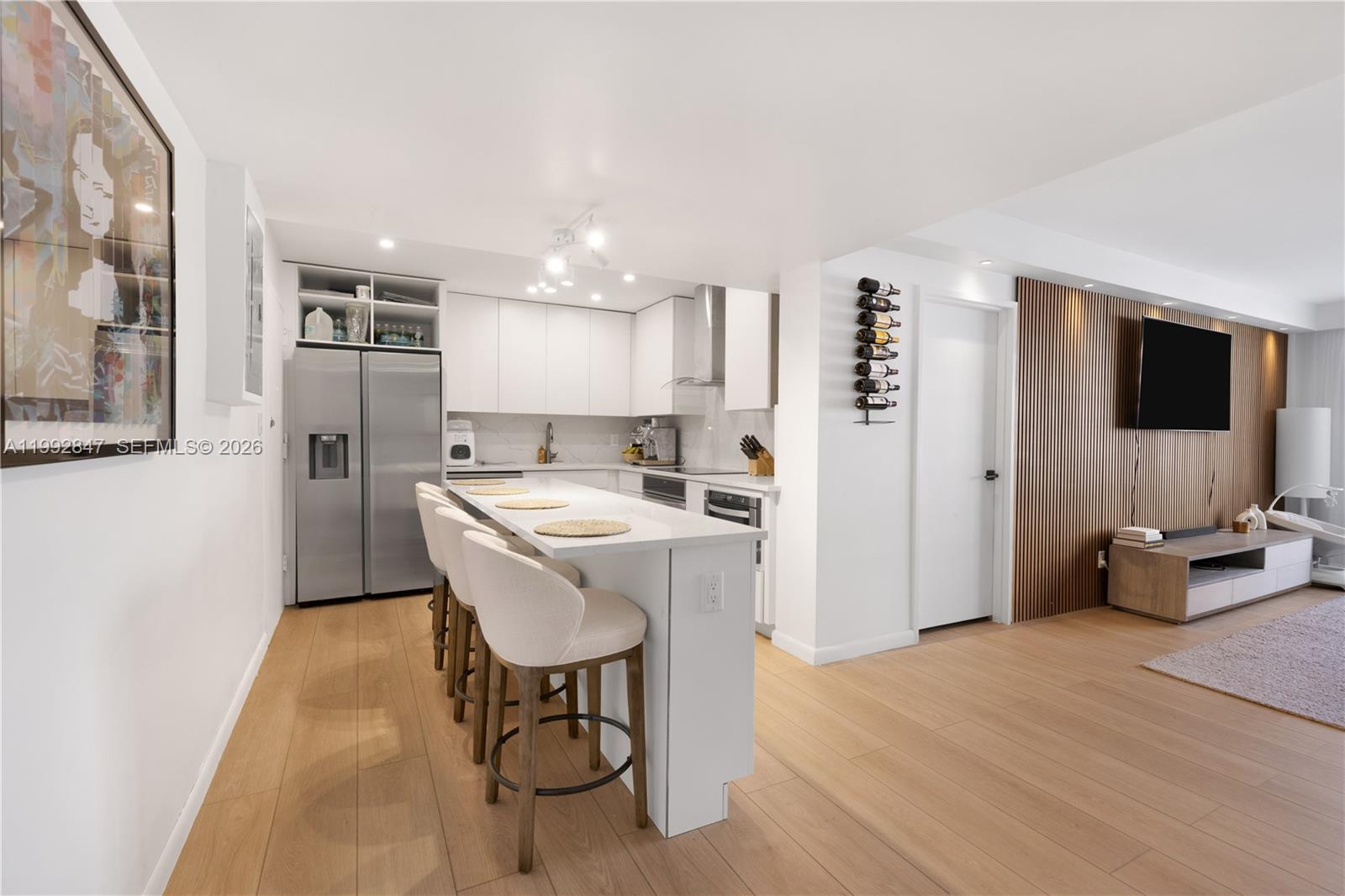 5161 Collins Ave #410 Miami Beach, FL 33140