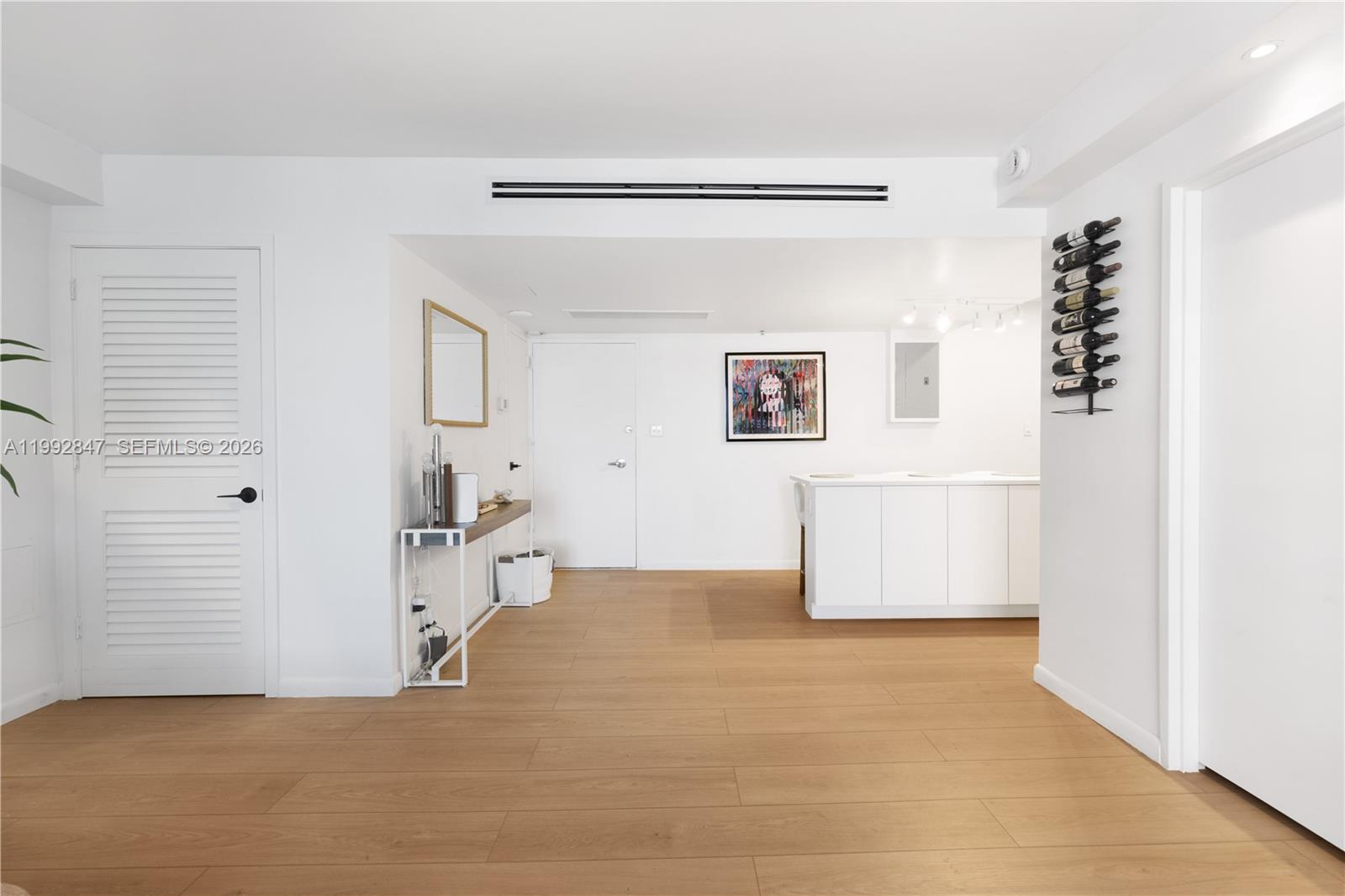 5161 Collins Ave #410 Miami Beach, FL 33140