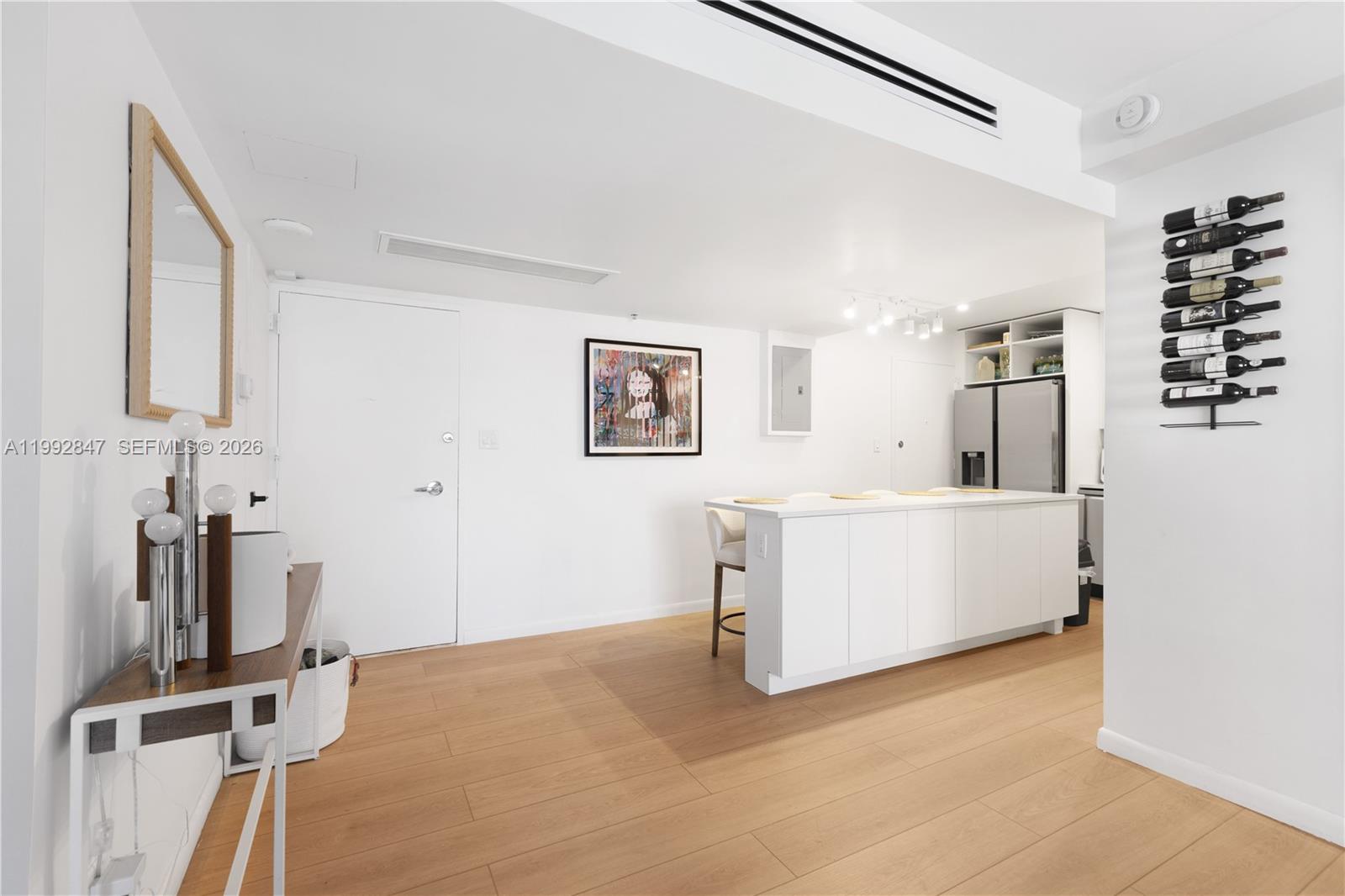 5161 Collins Ave #410 Miami Beach, FL 33140