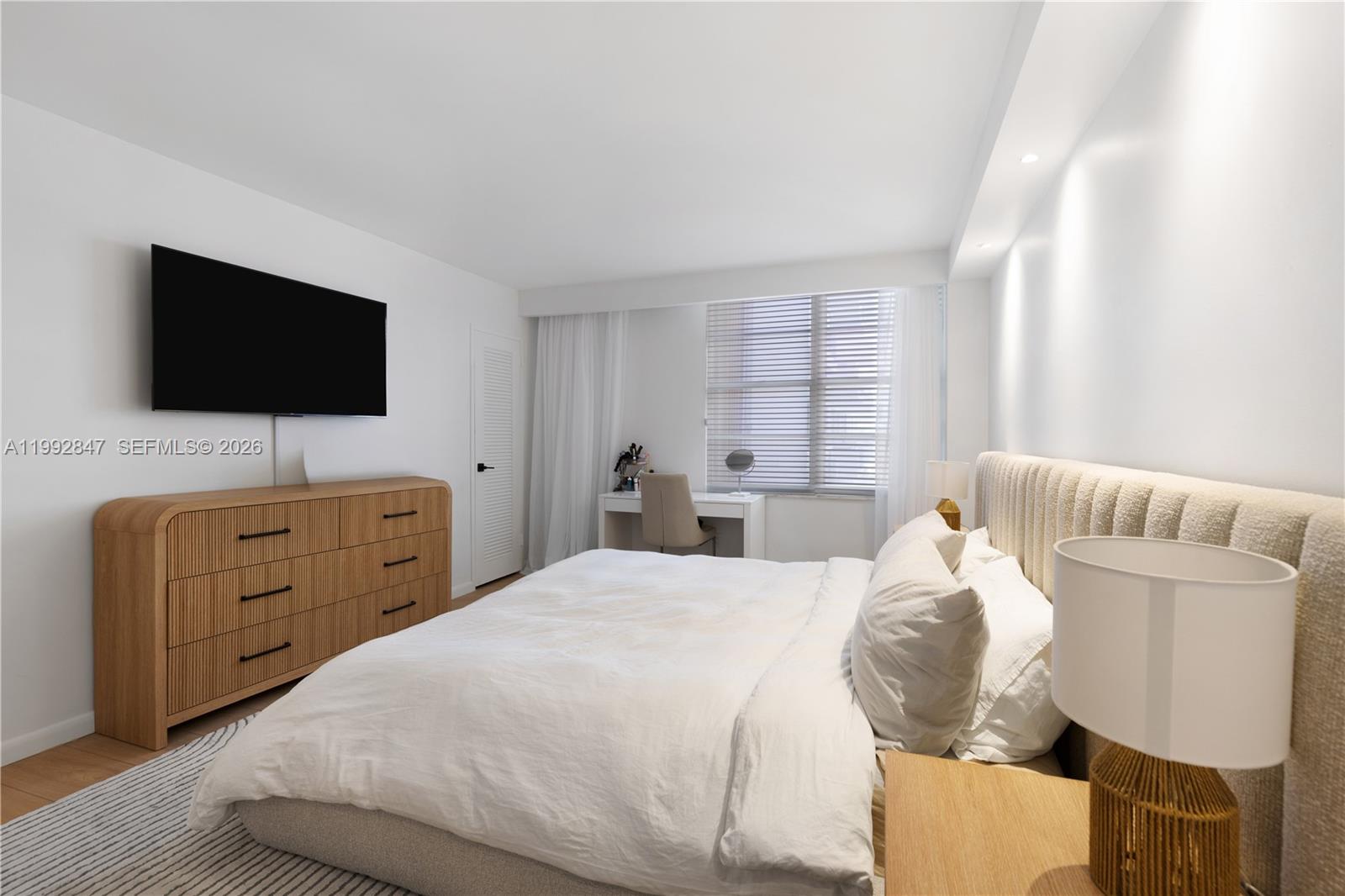 5161 Collins Ave #410 Miami Beach, FL 33140