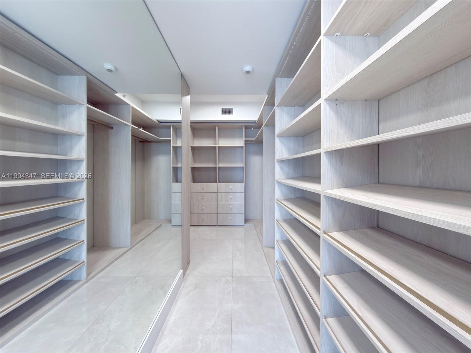 image Brickell House13