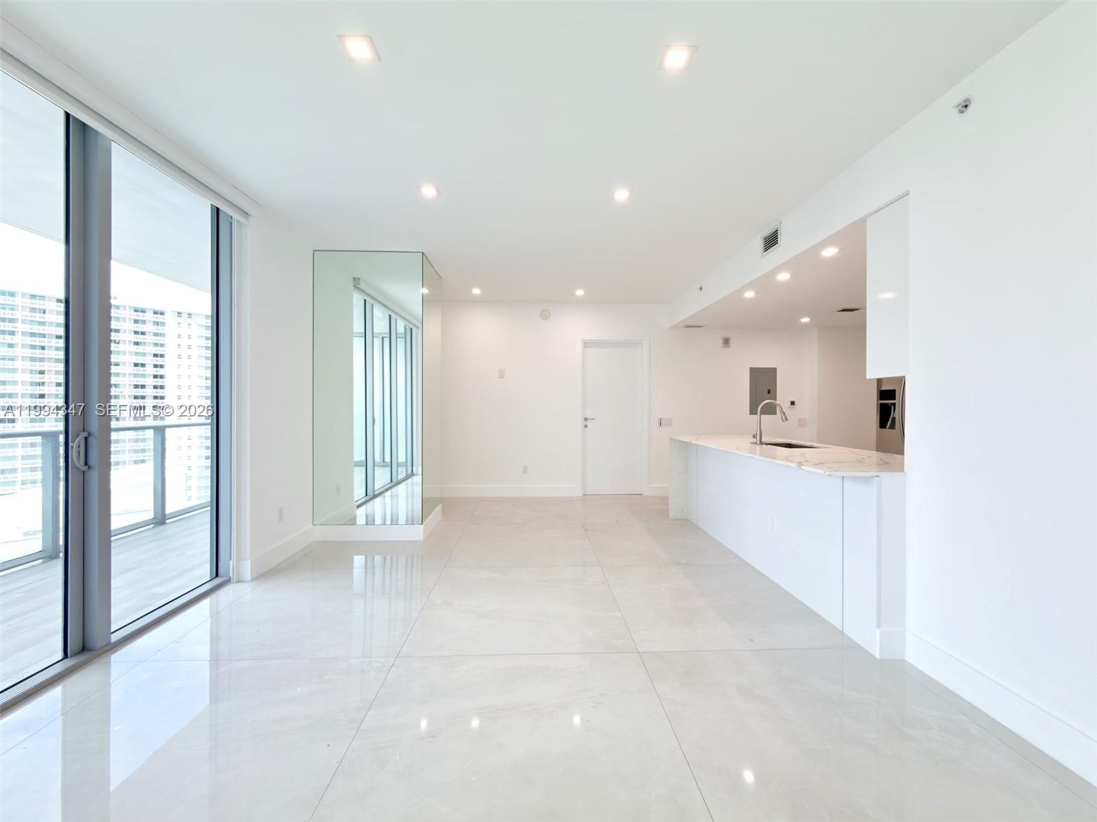 image Brickell House5