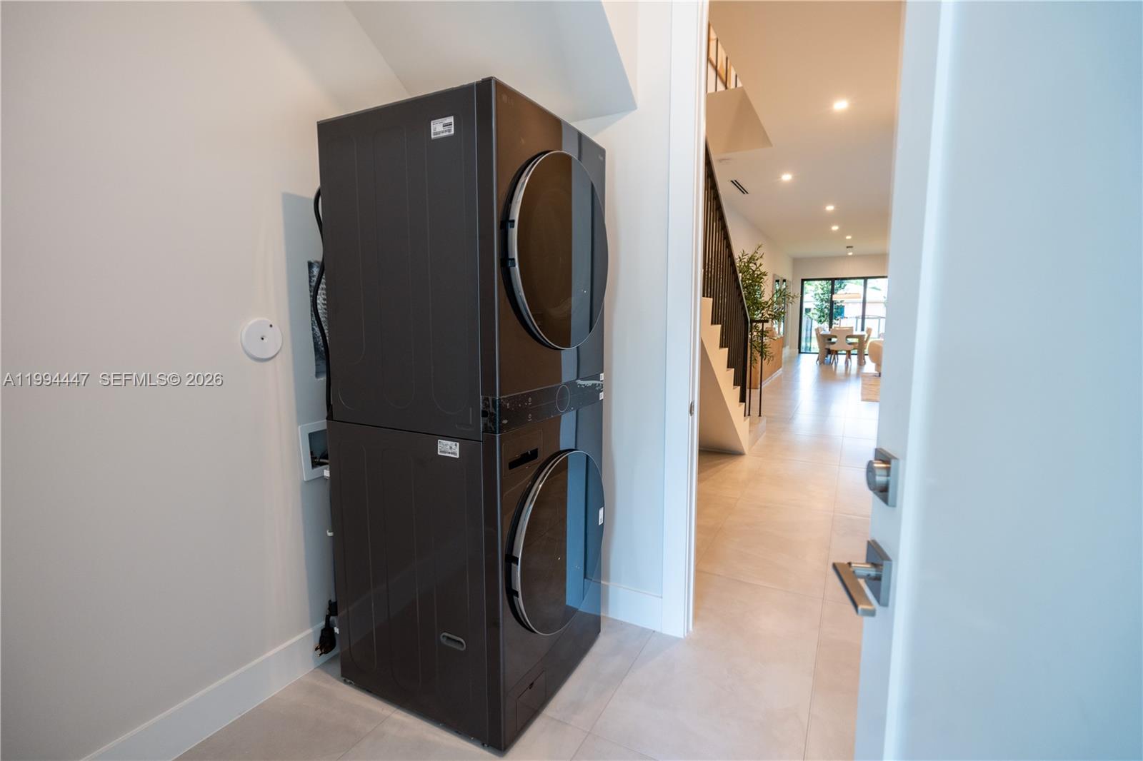 2745 SW 23rd Ter Miami, FL 33145