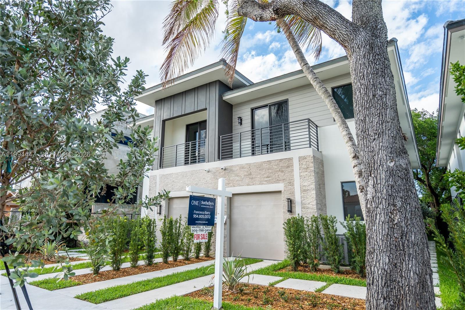 2745 SW 23rd Ter Miami, FL 33145