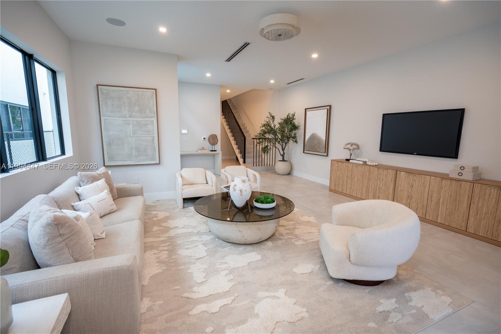 2745 SW 23rd Ter Miami, FL 33145