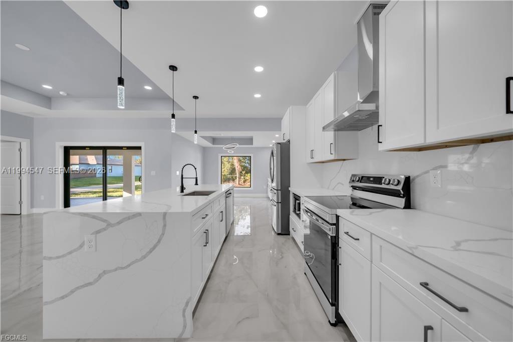 4028 26th St Sw Lehigh Acres, FL 33976