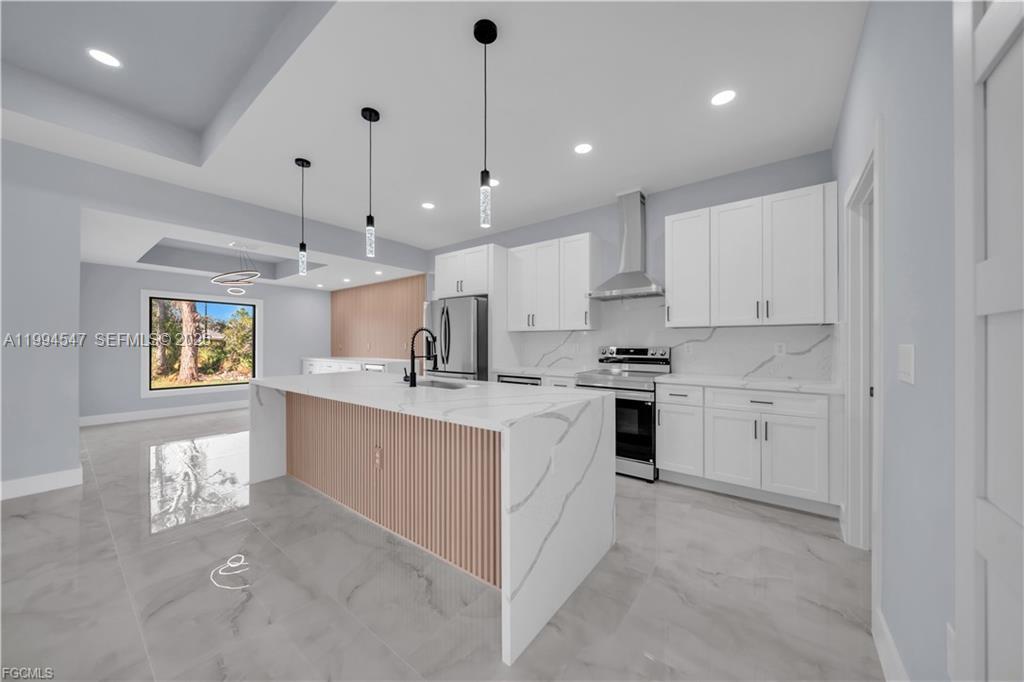 4028 26th St Sw Lehigh Acres, FL 33976