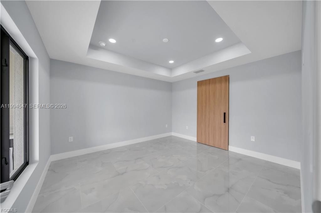 4028 26th St Sw Lehigh Acres, FL 33976