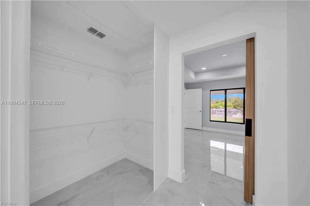 4028 26th St Sw Lehigh Acres, FL 33976