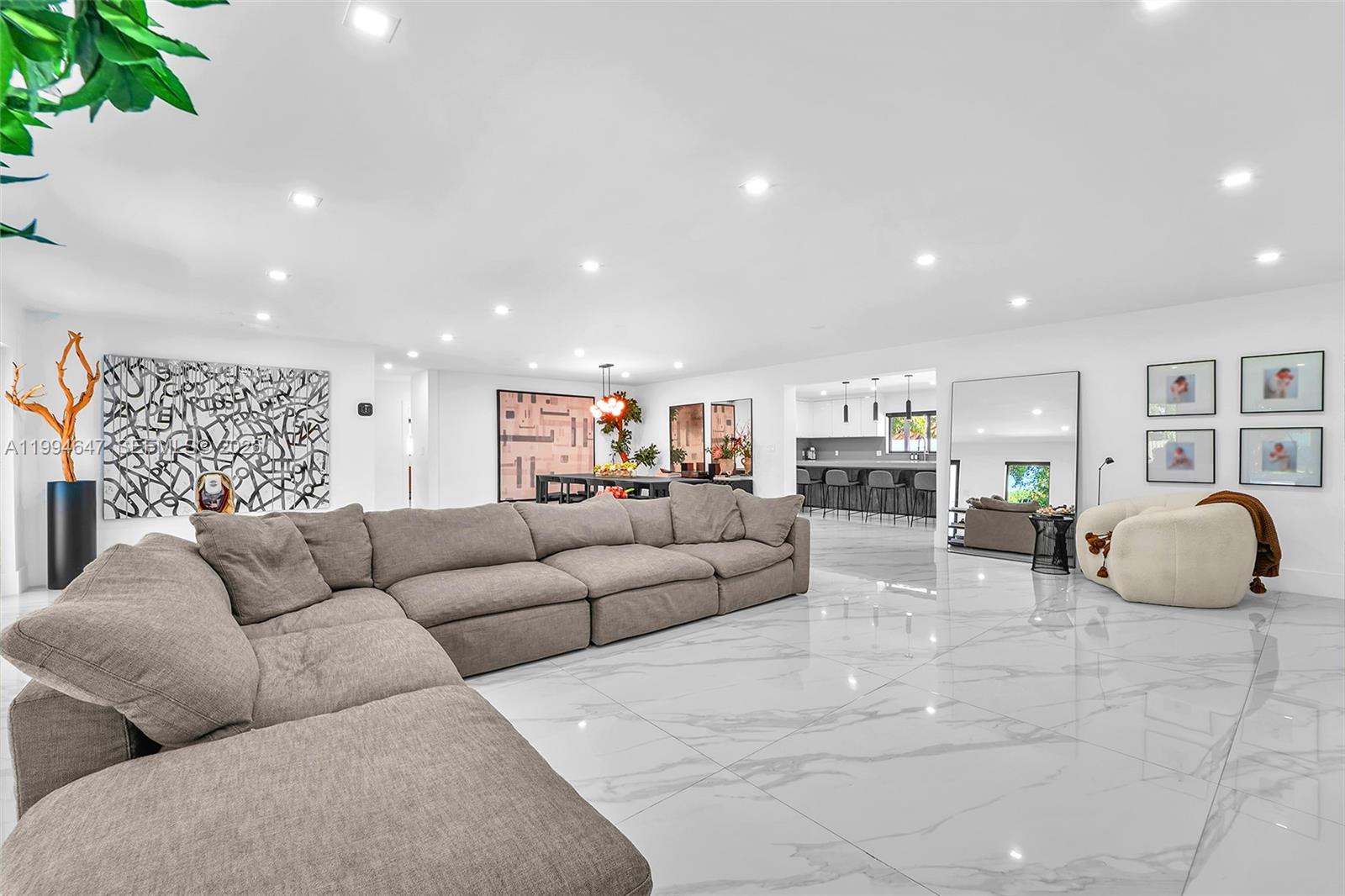 8820 SW 182nd Ter Palmetto Bay, FL 33157