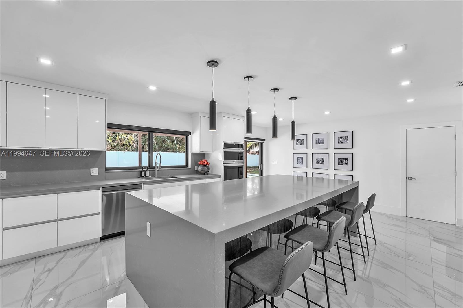 8820 SW 182nd Ter Palmetto Bay, FL 33157