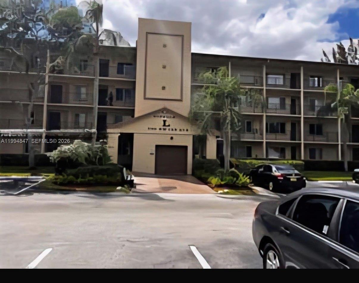 900 SW 142nd Ave #114L
