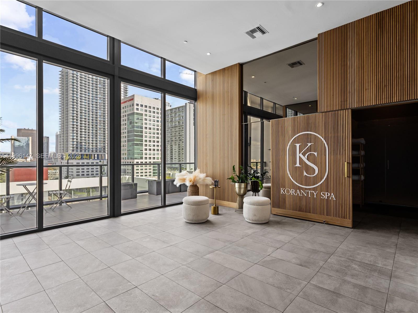 image Smart Brickell I26