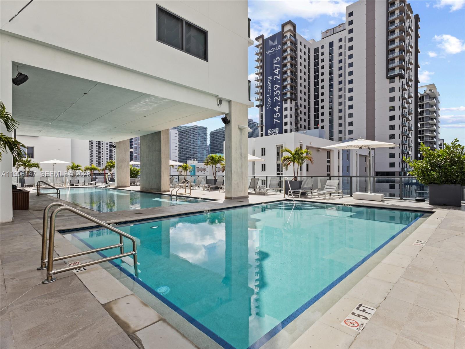 image Smart Brickell I29