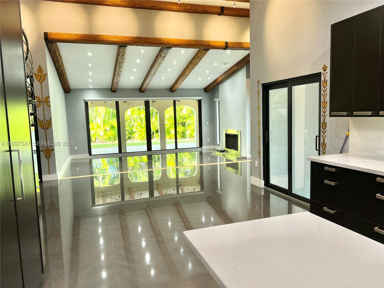 9331 NW 48th Doral Ter Doral, FL 33178