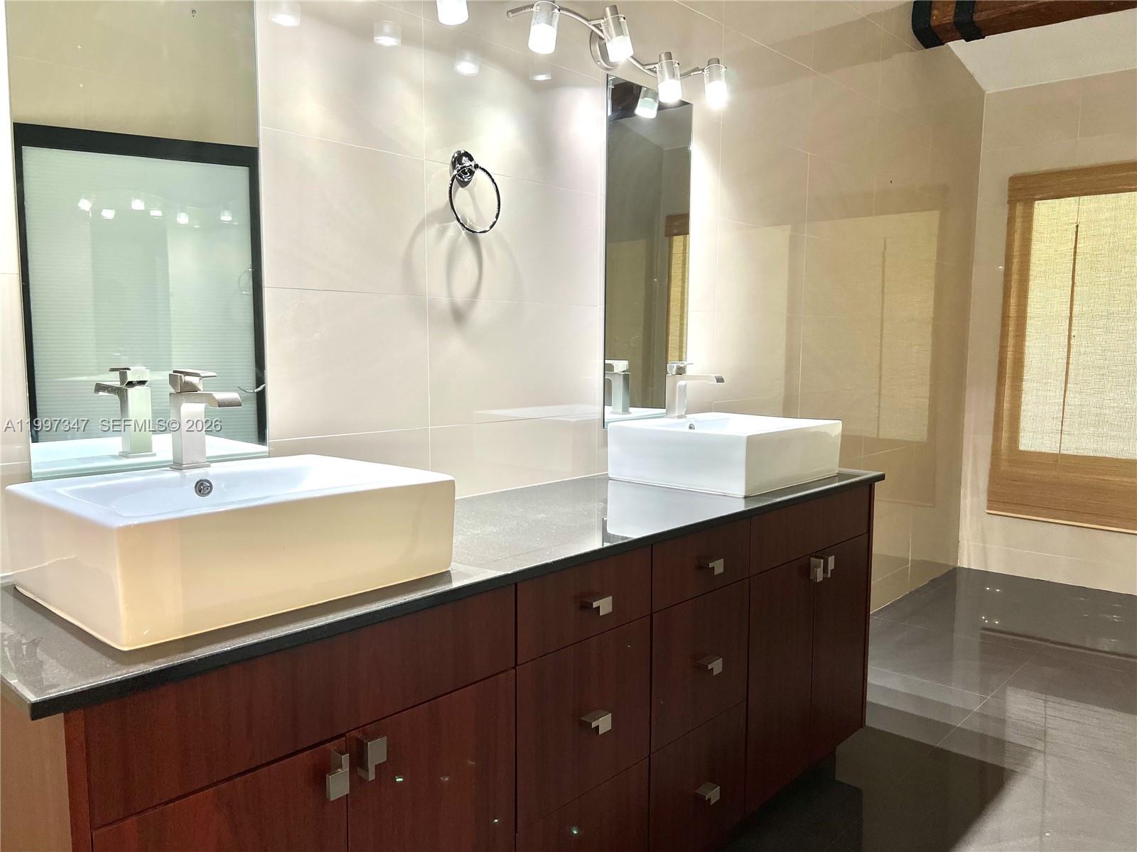 9331 NW 48th Doral Ter Doral, FL 33178