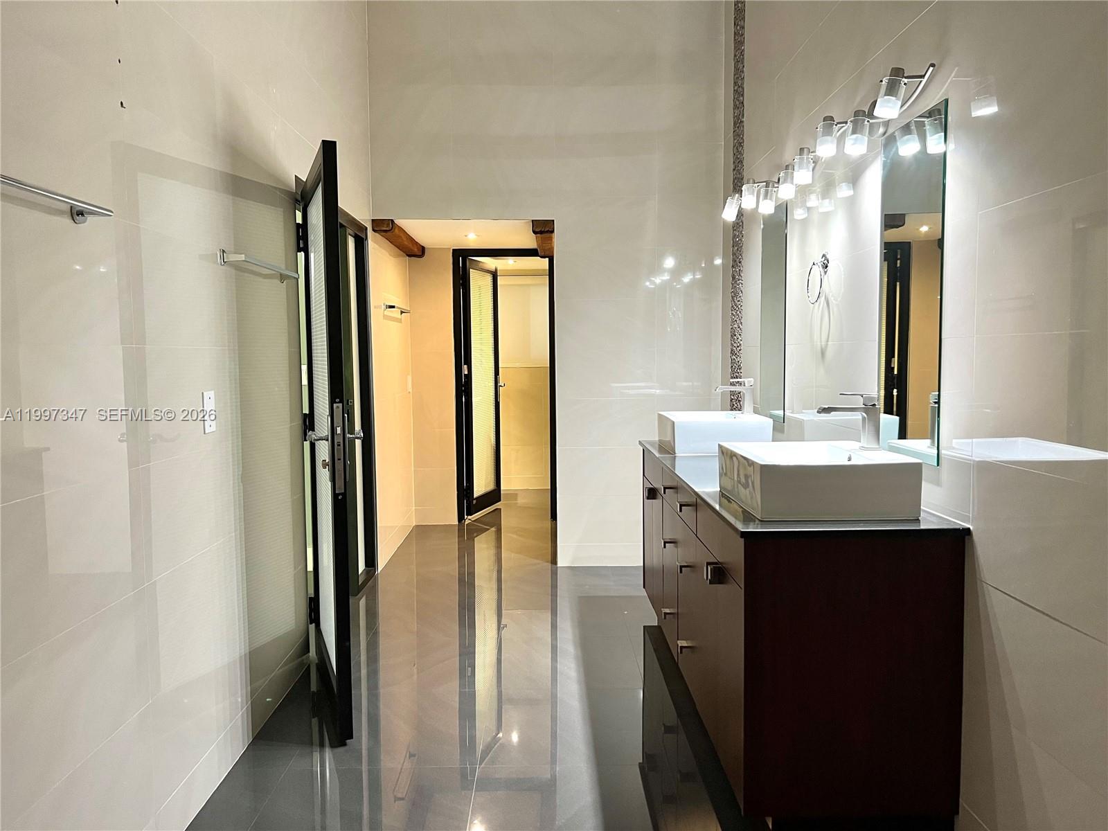 9331 NW 48th Doral Ter Doral, FL 33178