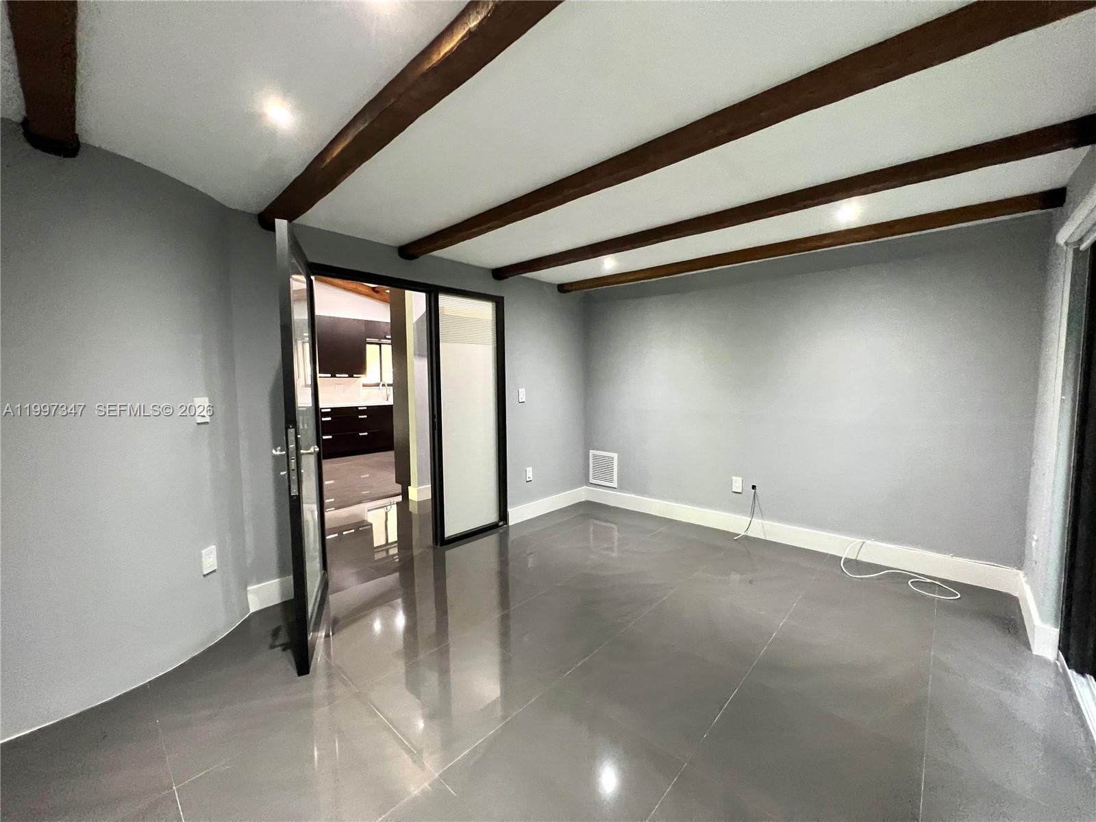 9331 NW 48th Doral Ter Doral, FL 33178