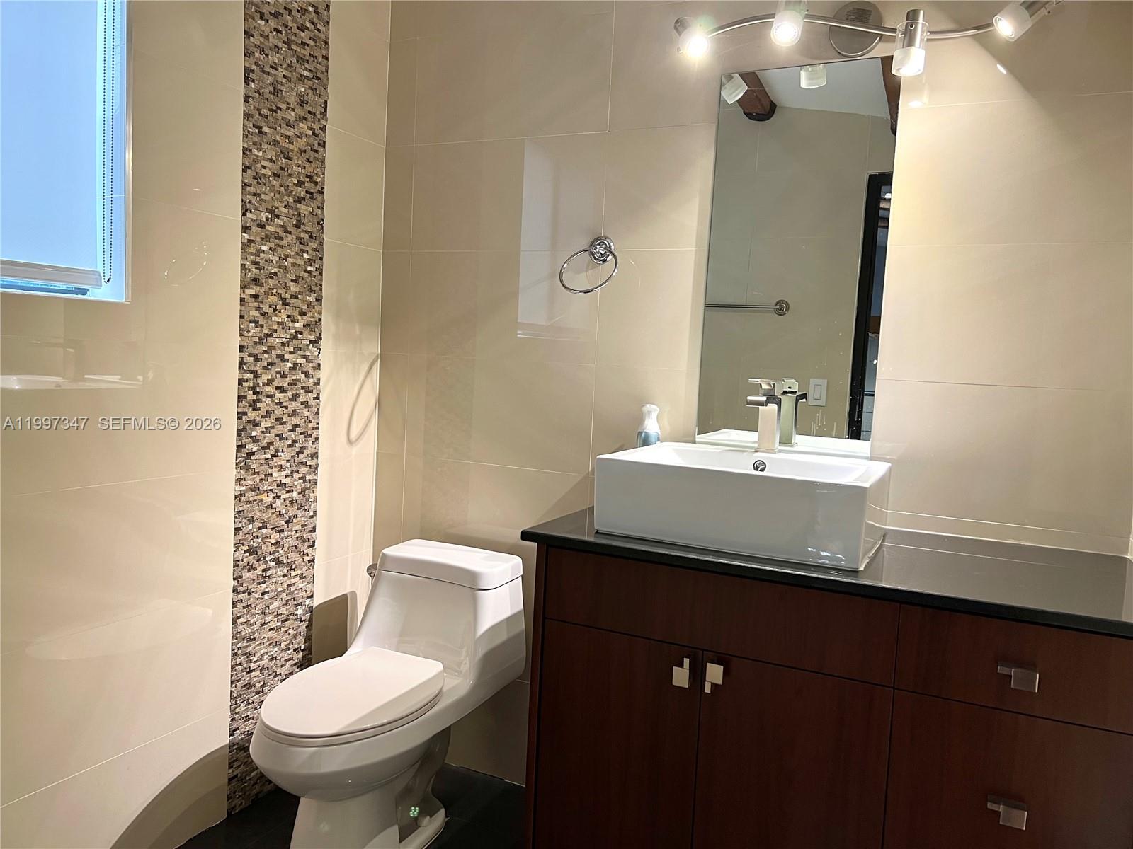 9331 NW 48th Doral Ter Doral, FL 33178